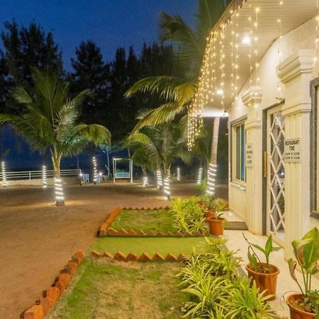Salt Water Resort Dāpoli 外观 照片
