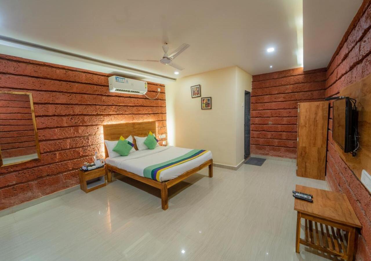 Salt Water Resort Dāpoli 外观 照片